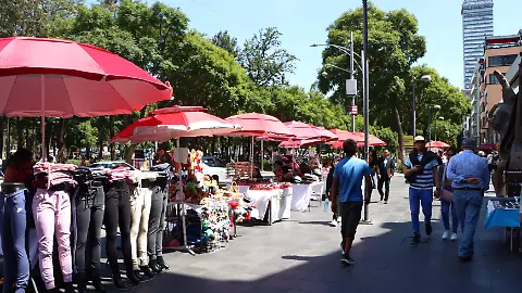 Tensión por comercio ambulante en CDMX: Clara Brugada llama al diálogo tras confrontación en Cuauhtémoc