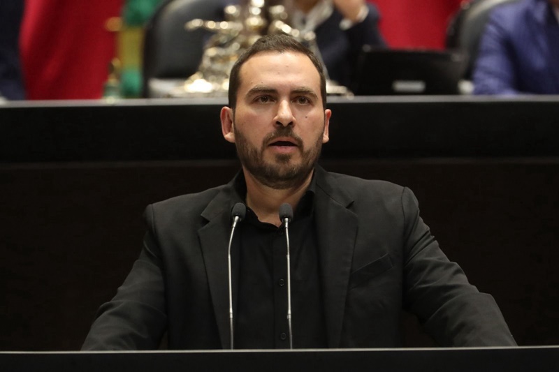 Buscan castigar con cárcel el robo de identidad con IA en México