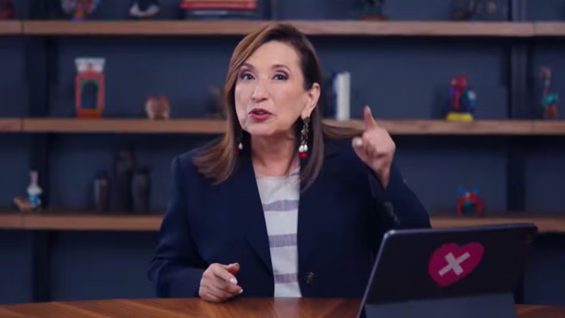 Xóchitl Gálvez critica a Sheinbaum por donar boleto del Mundial 2026