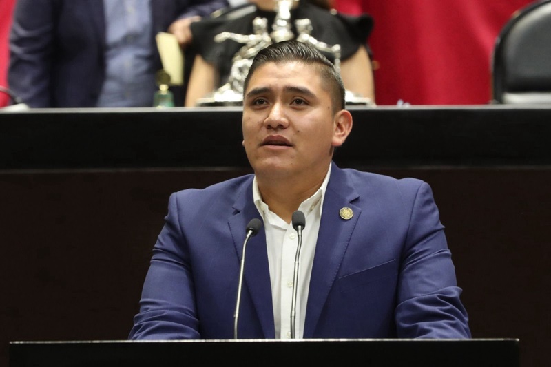 Morena va contra las vacantes falsas y promete poner orden al mercado laboral