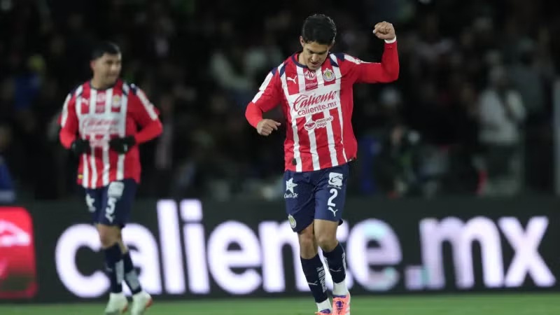 Chivas vence a Juárez sobre la hora y domina la jornada en la Liga MX