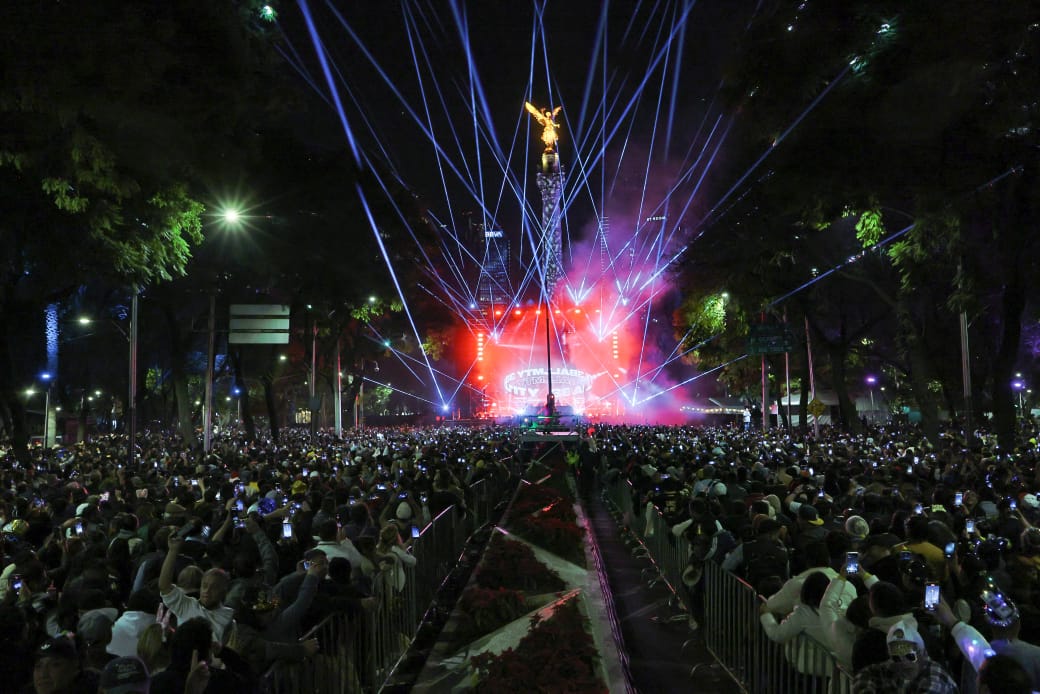 Con música y tradición, Luces de Invierno 2025-2026 cierra con éxito histórico en el Zócalo
