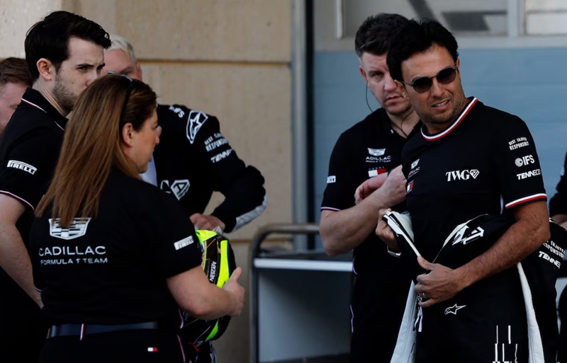 Checo Pérez vuelve y acecha récord latinoamericano en F1