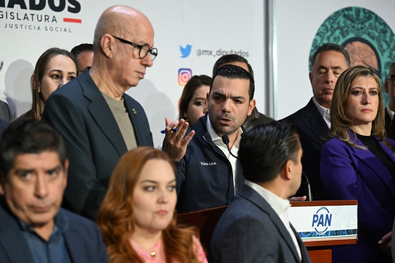 Elías Lixa anuncia que el PAN votará contra reforma electoral