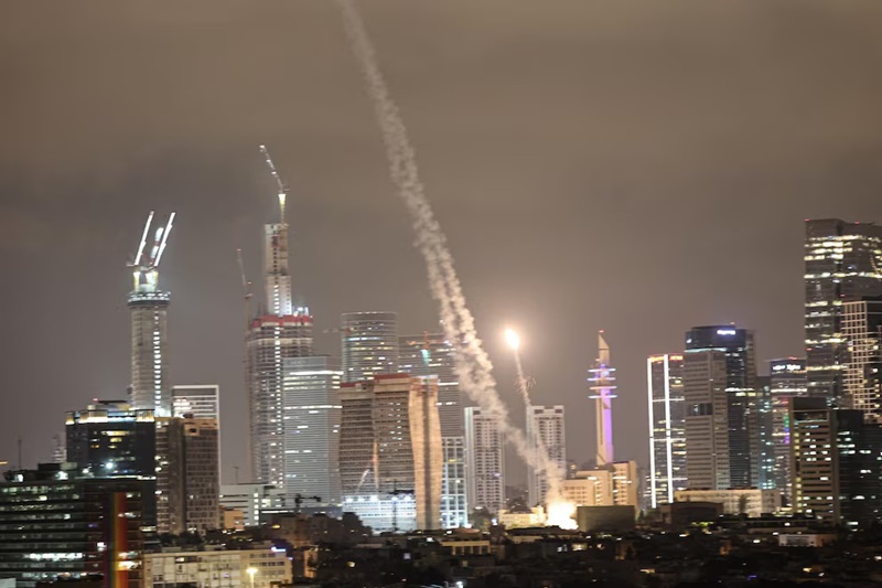 SRE evacúa 279 mexicanos por crisis en Medio Oriente