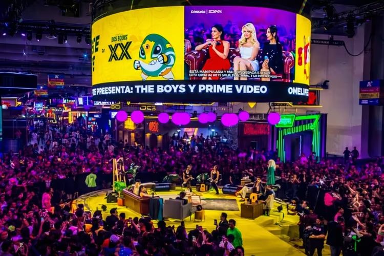 CCXP México 2026: Euforia geek desata filas kilométricas y artículos de colección